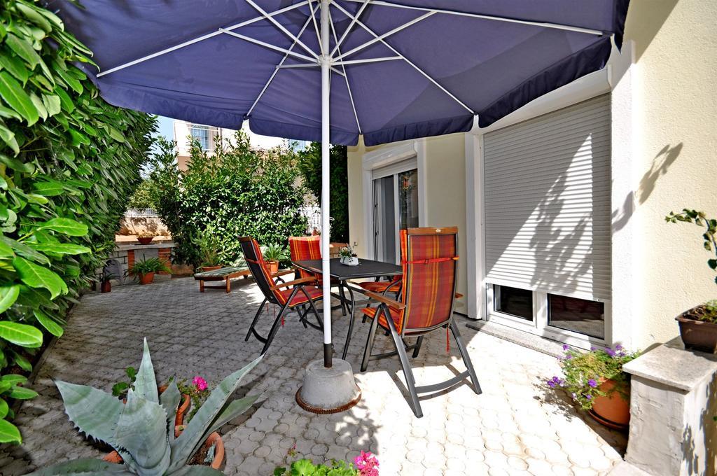 Apartments Blazenka Trogir Eksteriør bilde